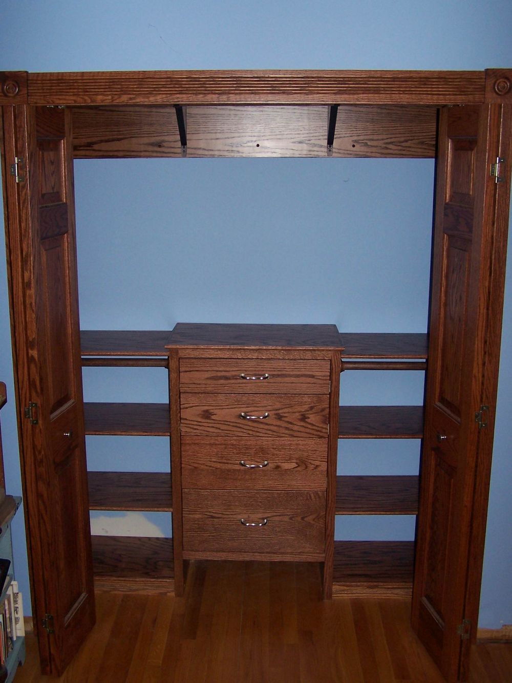 DRESSER & SHELVING