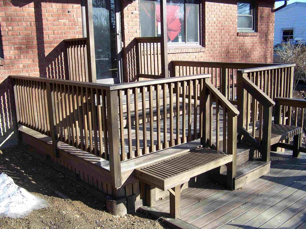3-TIER DECK, STAIR & RAIL (left side, bench seat)