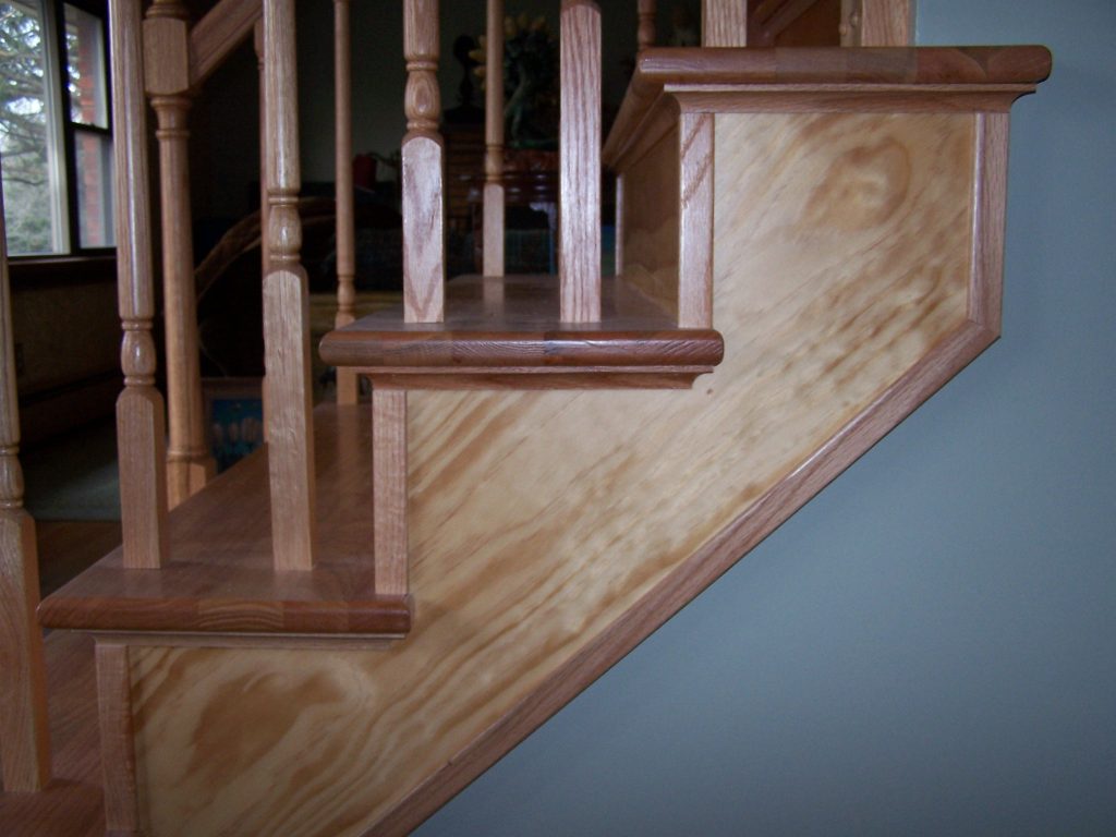 OAK & PINE STAIR & RAIL (trim detail)