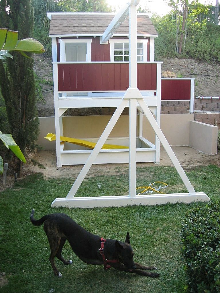 DELUXE PLAYHOUSE SWING-SET (front)